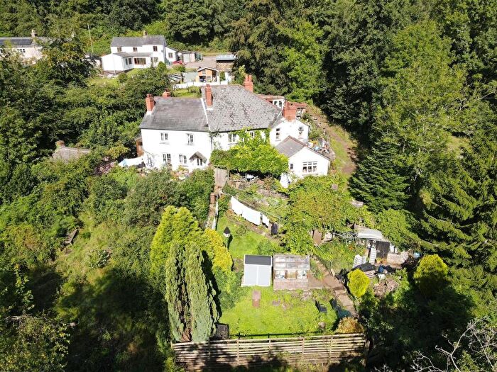 2 Bedroom Cottage For Sale In Hyde Park Corner, Lower Soudley, Cinderford, GL14
