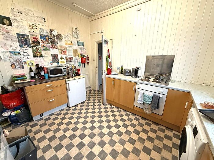 5 Bedroom Maisonette To Rent In , Worrall Road, Bristol, BS8