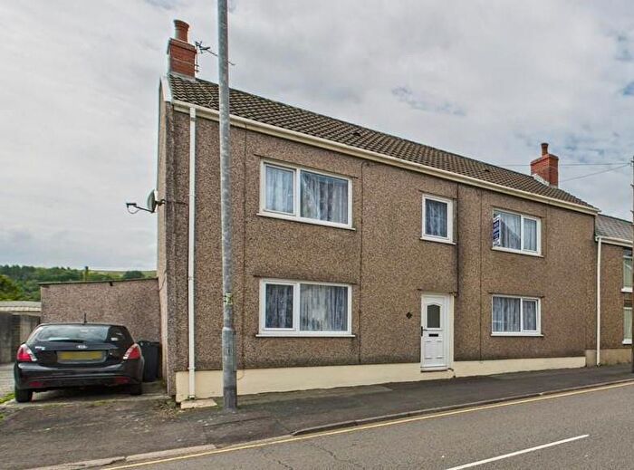 3 Bedroom End Of Terrace House For Sale In Heol Cae Gurwen, Gwaun Cae Gurwen, Ammanford, SA18