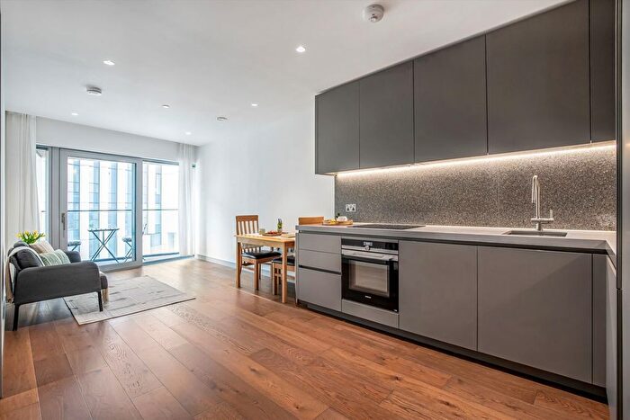 1 Bedroom Flat For Sale In Cutter Lane, Greenwich, SE10