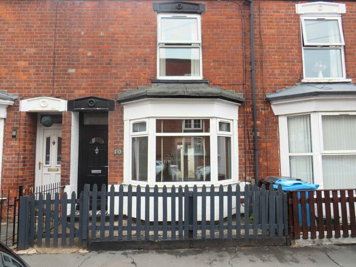 2 Bedroom Property To Rent In Thoresby Street, Hull, HU5