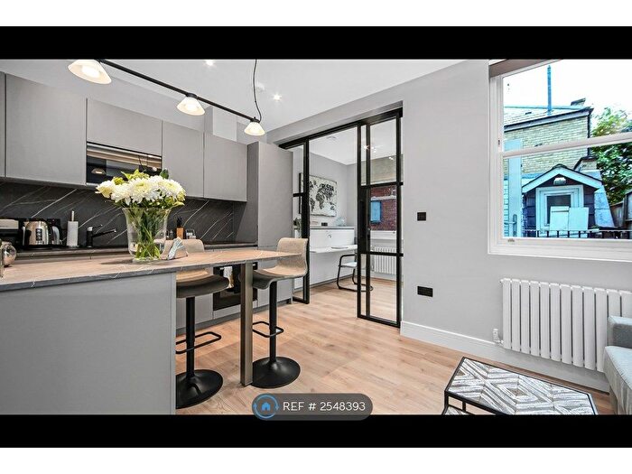 1 Bedroom Flat To Rent In Islington Park Street, London, N1