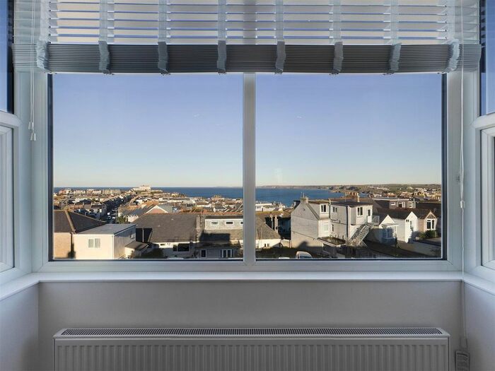 2 Bedroom Flat To Rent In Mount Wise, Newquay, TR7