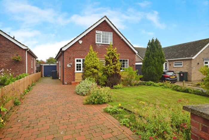 3 Bedroom Detached Bungalow For Sale In Hall Lane, Burgh Le Marsh, PE24