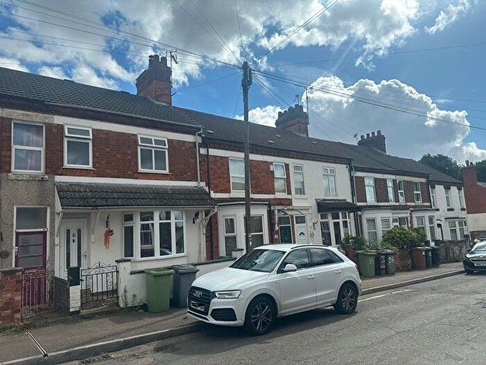 3 Bedroom Terraced House To Rent In Vivian Road, Wellingborough, NN8