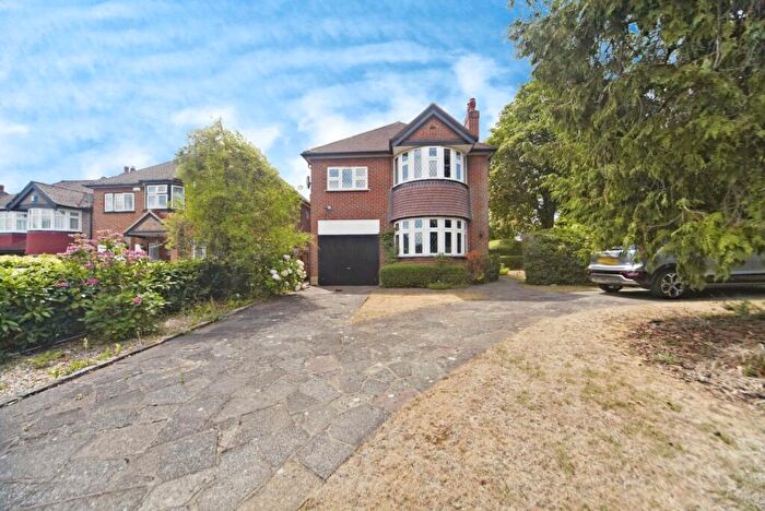 4 Bedroom Detached House For Sale In Smitham Bottom Lane, Purley, CR8