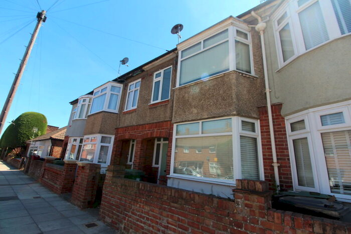 3 Bedroom Terraced House To Rent In Warren Avenue, Southsea, PO4