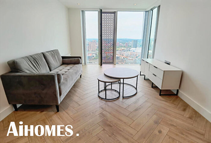 1 Bedroom Apartment To Rent In Chester Road, Manchester, M15