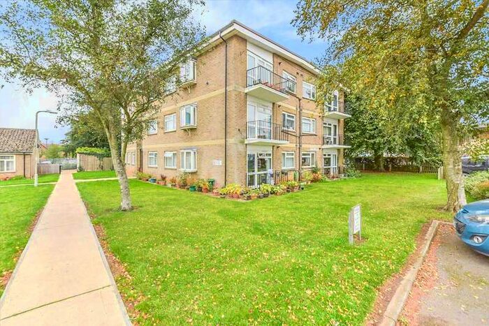 2 Bedroom Apartment To Rent In Dolphin Court, Uppingham LE15