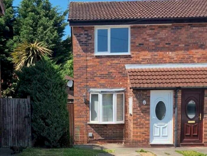2 Bedroom Semi-Detached House To Rent In Ennerdale Close, Winsford, CW7