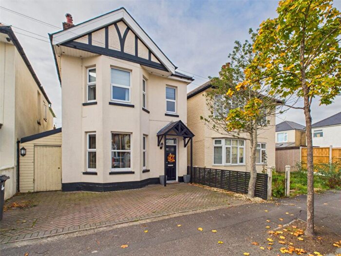 4 Bedroom Detached House For Sale In Burleigh Road, Southbourne, Bournemouth, Dorset, BH6