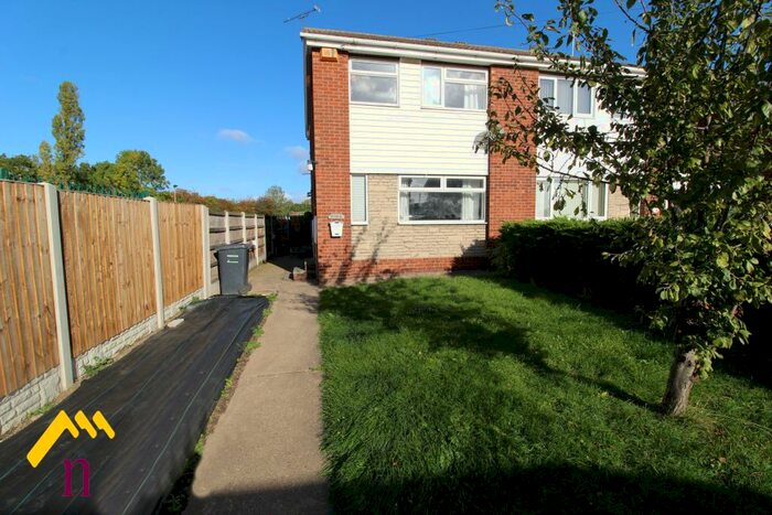 3 Bedroom Semi-Detached House To Rent In Madingley Close, Balby, Doncaster, DN4
