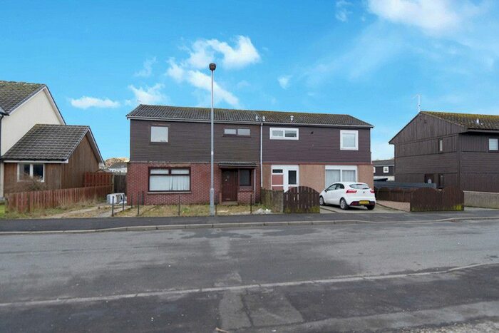 3 Bedroom Semi-Detached House For Sale In Birch Grove, Peterhead, Aberdeenshire, AB42