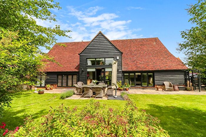 5 Bedroom Barn Conversion For Sale In Bellingdon, Chesham, HP5