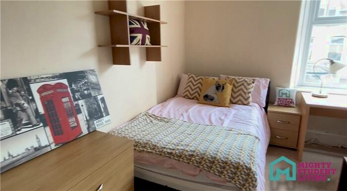 6 Bedroom Private Hall To Rent In Regent Street, Lancaster, LA1