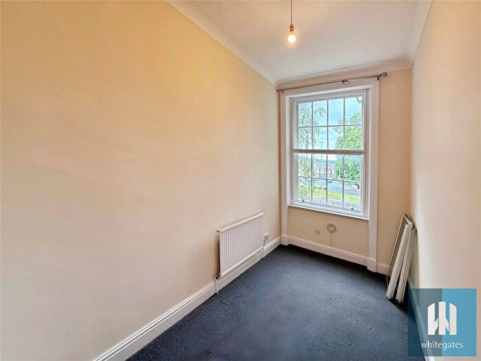2 Bedroom Apartment To Rent In Belgrave Terrace, Off New North Road, Huddersfield, HD1