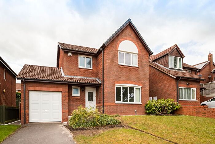 3 Bedroom Detached House For Sale In Hollowbrook Drive, Deeside, CH5