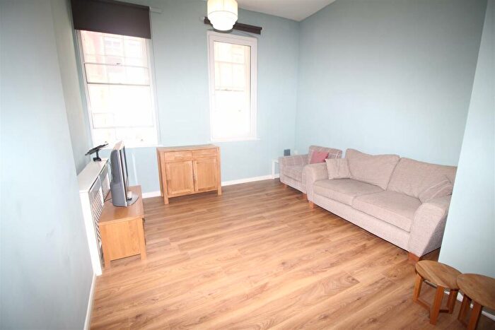 2 Bedroom Flat To Rent In Low Friar Street, Newcastle Upon Tyne, NE1