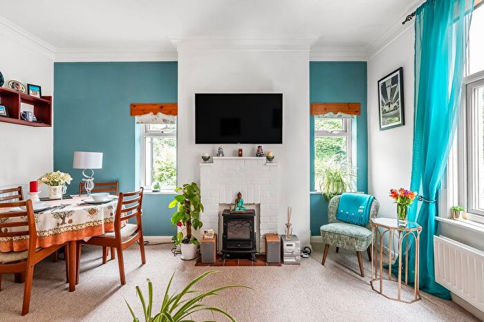 1 Bedroom Flat For Sale In Molyneux Park Road, Tunbridge Wells, TN4