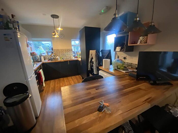 5 Bedroom House To Rent In Pentyrch Street, Cathays, Cardiff, CF24