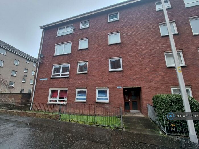 3 Bedroom Flat To Rent In Hamilton Road, Rutherglen, Glasgow, G73