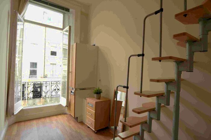 Studio To Rent In Collingham Place, South Kensington, SW5