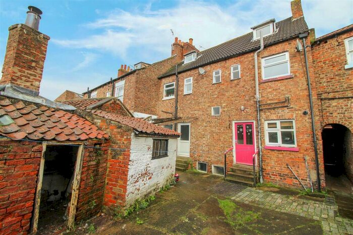 2 Bedroom Terraced House For Sale In Skellgarth, Ripon, HG4