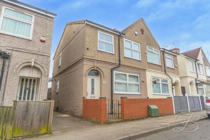 3 Bedroom Semi-Detached House To Rent In Somersall Street, Mansfield, NG19