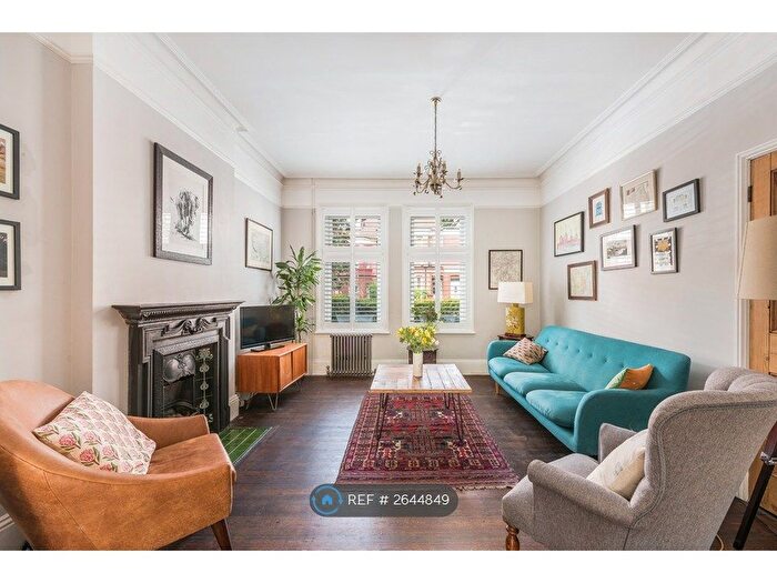 4 Bedroom Terraced House To Rent In Cricklade Avenue, London, SW2