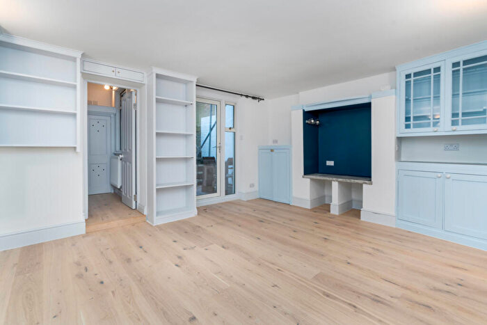 1 Bedroom Apartment To Rent In Inverness Street, Camden, London, NW1