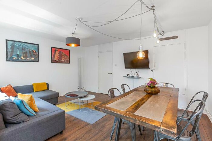 4 Bedroom Flat To Rent In Black Prince Road, SE11