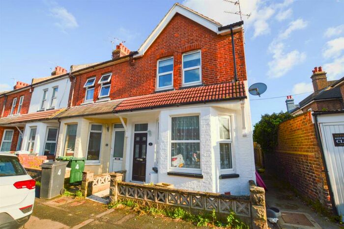 3 Bedroom Terraced House To Rent In Dudley Road, Eastbourne, BN22