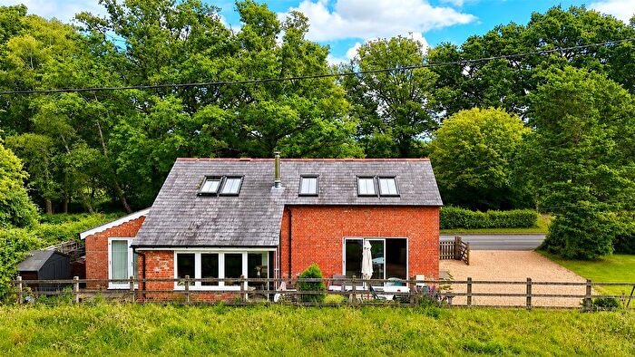 3 Bedroom Country House For Sale In Spearywell, Mottisfont, Romsey, Hampshire, SO51