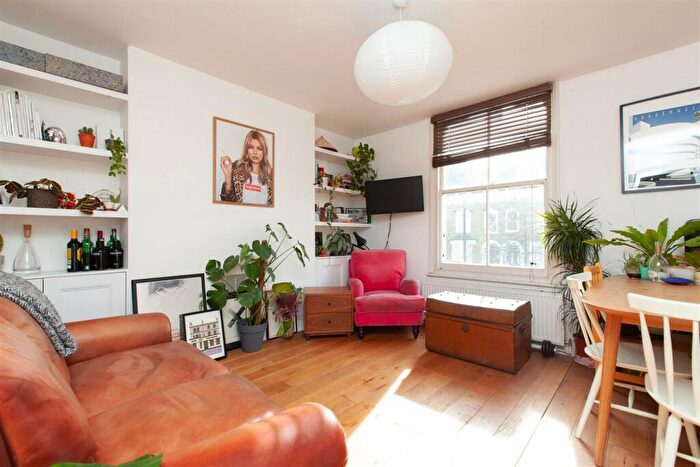 1 Bedroom Flat To Rent In Amhurst Road, Stoke Newington, N16