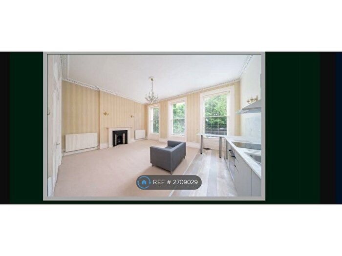 1 Bedroom Flat To Rent In Doughty Street, London, WC1N