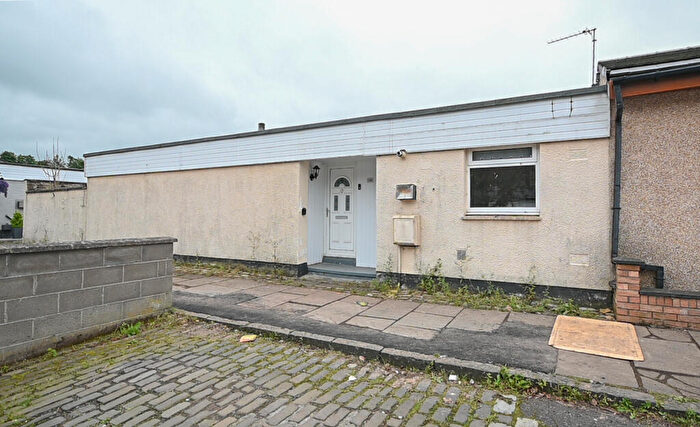 3 Bedroom Semi-Detached Bungalow For Sale In Medlar Road, Abronhill, Cumbernauld, North Lanarkshire, G67