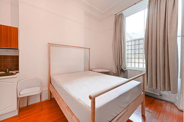Studio To Rent In Elvaston Place, Kensington, London, SW7