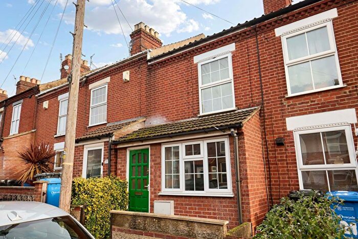 3 Bedroom Terraced House For Sale In Spencer Street, Norwich, NR3