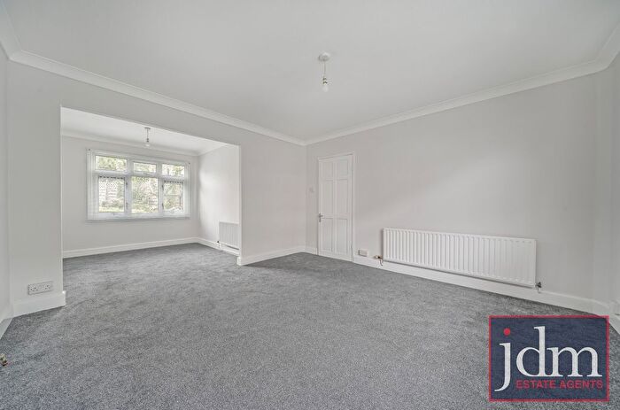 3 Bedroom Semi-detached House To Rent In Stanley Way, Orpington, BR5