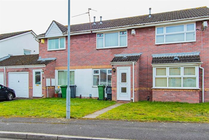 2 Bedroom Property To Rent In Bessborough Drive, Grangetown, Cardiff, CF11