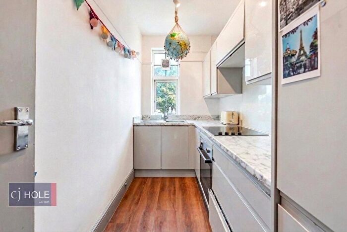 4 Bedroom House To Rent In Wellington Hill West, Bristol, Bristol, City Of, BS9
