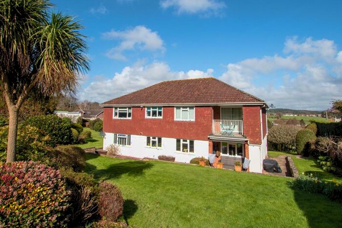 3 Bedroom Flat For Sale In Moorlands Road, Budleigh Salterton, EX9