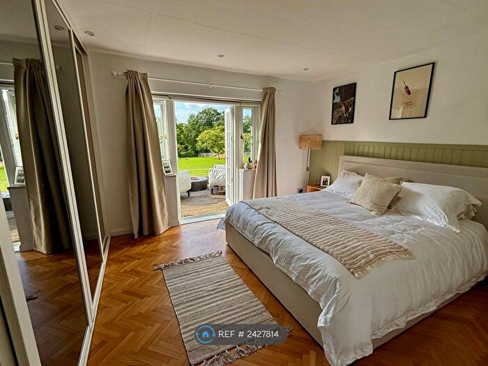 1 Bedroom Bungalow To Rent In Bonfire Hill, Southwater, Horsham, RH13