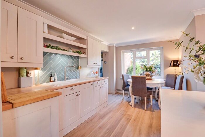 4 Bedroom Detached House For Sale In Sholing! Impressive Open Plan Living Area! Quiet Location!, SO19