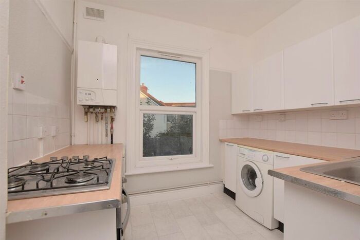 2 Bedroom Flat To Rent In Gloucester Road North, Filton, Bristol, BS7