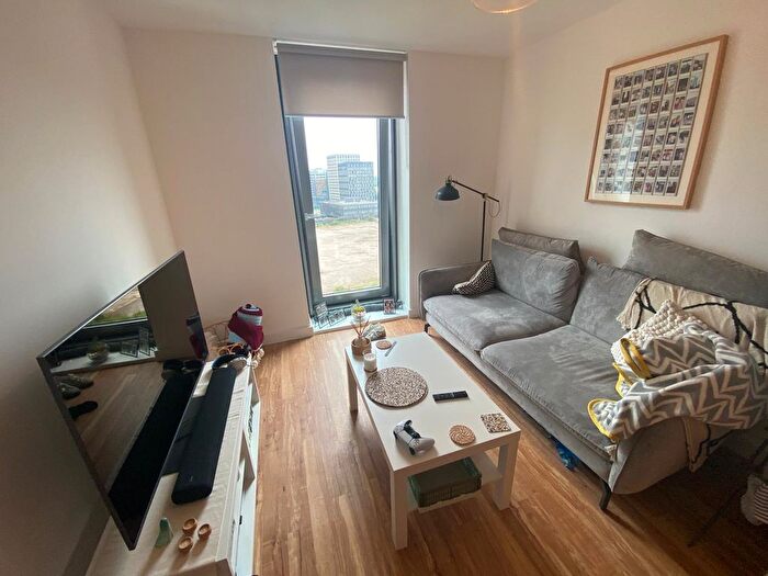 1 Bedroom Flat To Rent In Michigan Ave Salford, Salford, M50