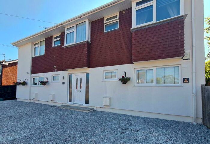 1 Bedroom Flat To Rent In Central Marlow, SL7