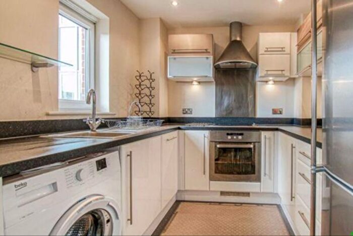 2 Bedroom Flat To Rent In Orchard Place, Oceana Boulevard Orchard Place, SO14