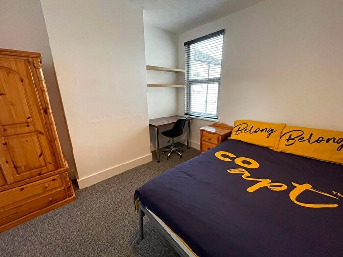 1 Bedroom Terraced House To Rent In Whippingham Road, Brighton, BN2