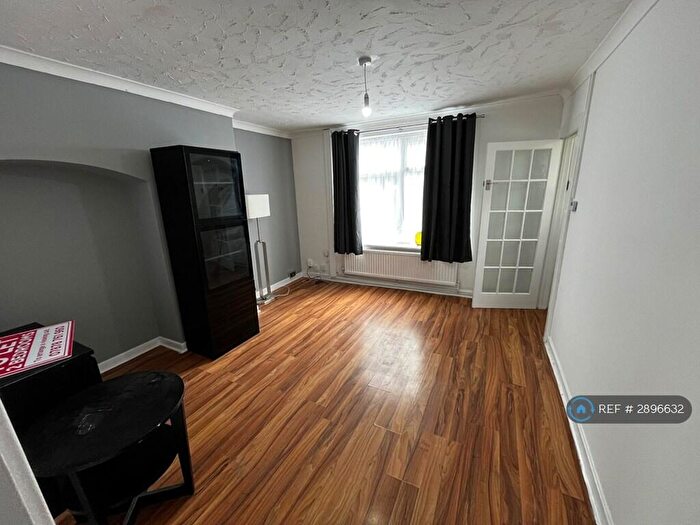 2 Bedroom Semi-Detached House To Rent In Heathway, Dagenham, RM9